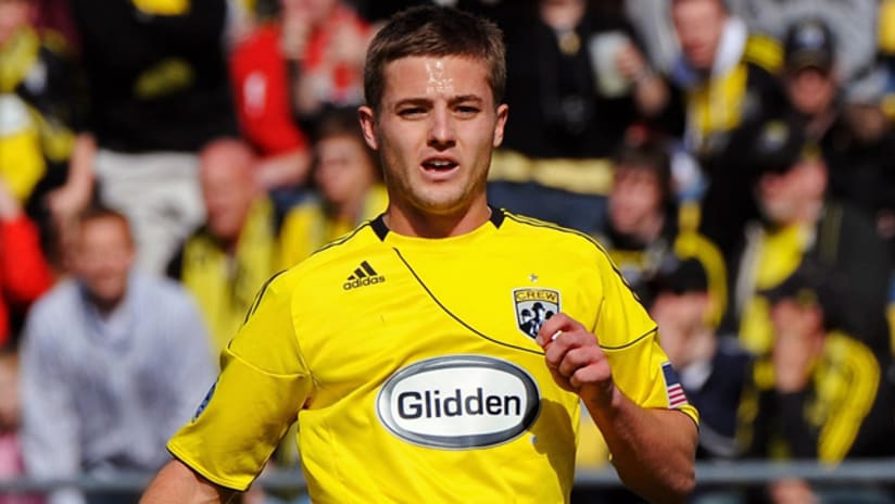 Robbie Rogers netted a dramatic winner for the Crew against a determined Revs side