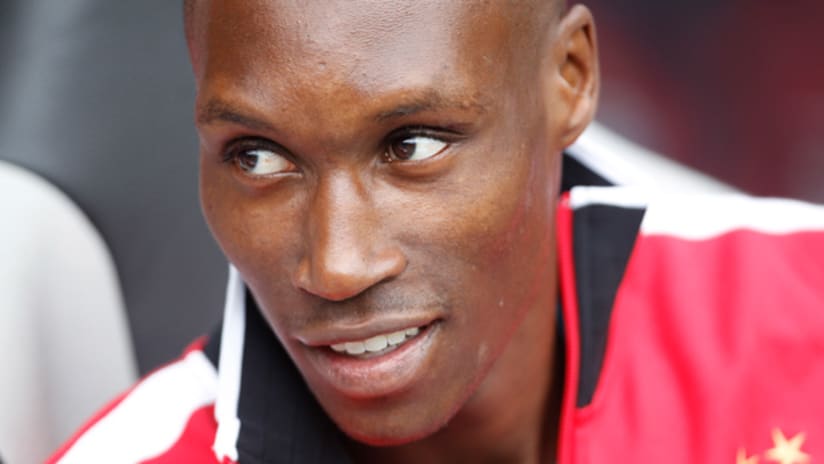 Canadian Exports: Atiba Hutchinson signs new two-year deal with ...