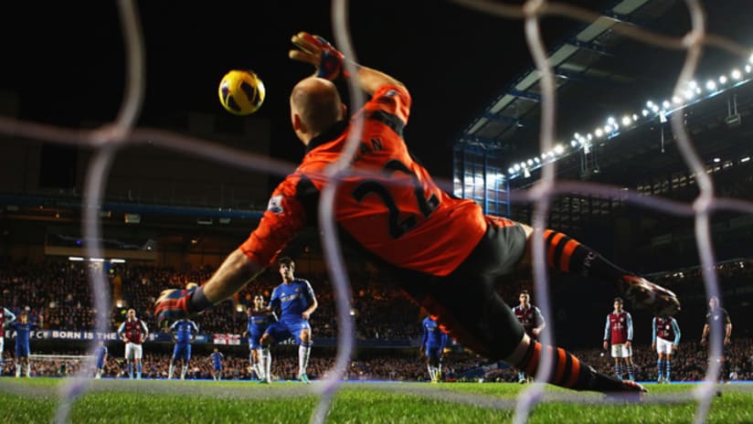 Guzan attempts to save Chelsea attempt