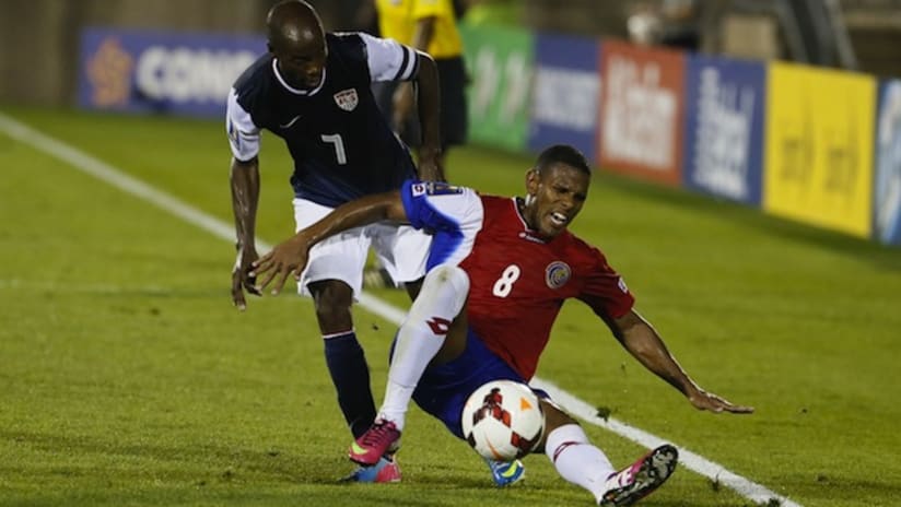 DaMarcus Beasley and Costa Rica's Kenny Cunningham