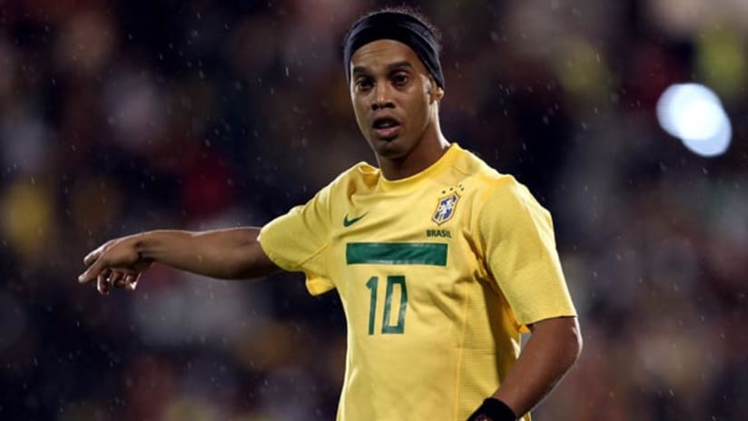 Rumor Central: Ronaldinho out at Flamengo, where to next? -