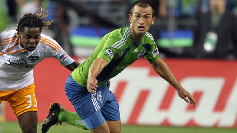 Patrick Ianni brings a physical element to Seattle's defense.