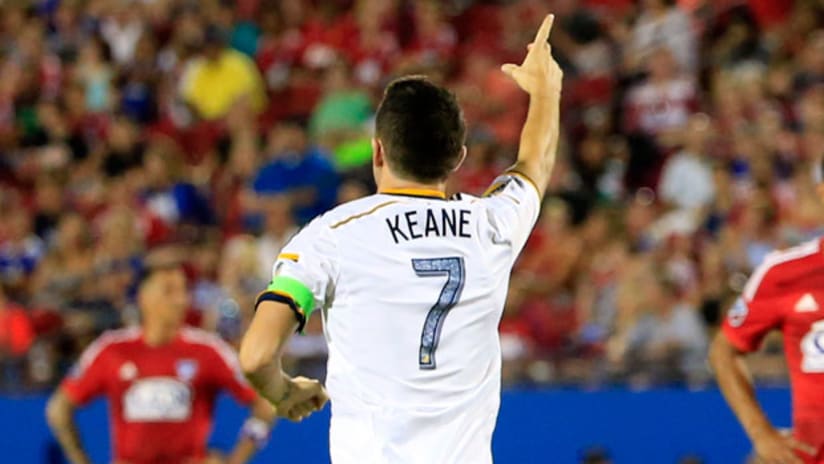 LA Galaxy forward Robbie Keane shows he's No. 1