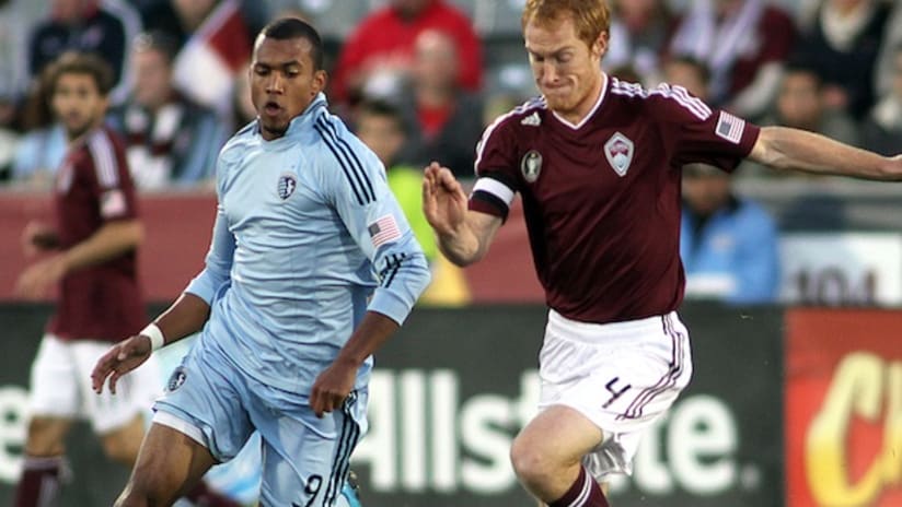 teal bunbury gets two goals for sporting kc in first leg of east semifinals