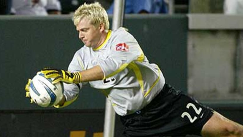 Kevin Hartman and the Galaxy face the MetroStars Sunday.