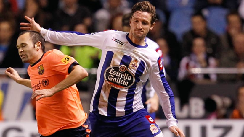 Mista (right) most recently played with Deportivo La Coruña in Spain's La Liga.