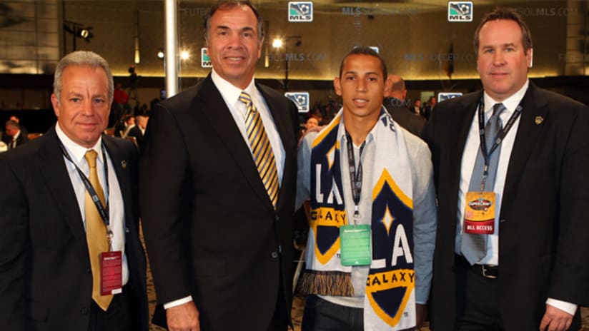 Pablo Cardozo will join the Galaxy for the 2011 season.