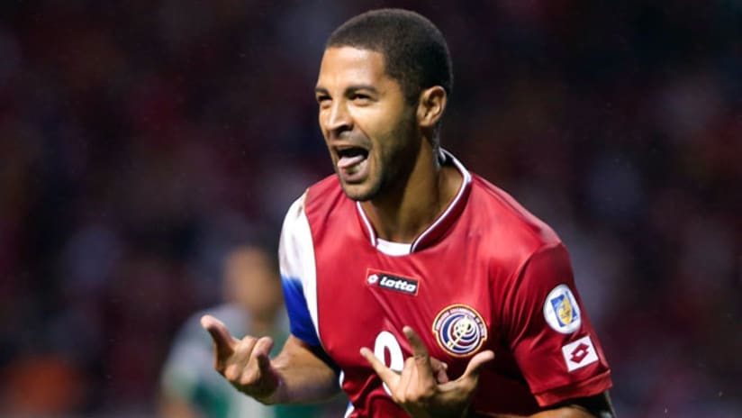 Costa Rica's Alvaro Saborio celebrates his winner vs. Mexico