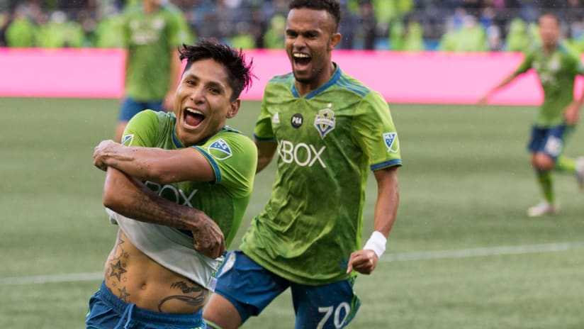 Raul Ruidiaz - Seattle Sounders - celebrates his winner on Decision Day