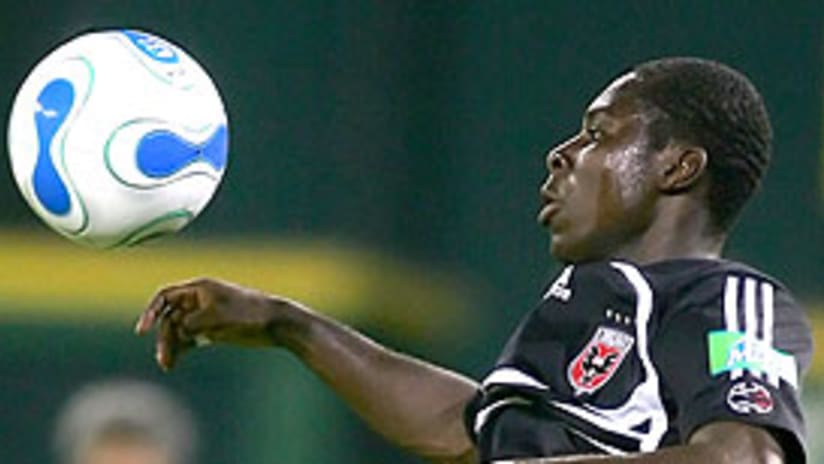 United midfielder Freddy Adu will train with Manchester United for two weeks.