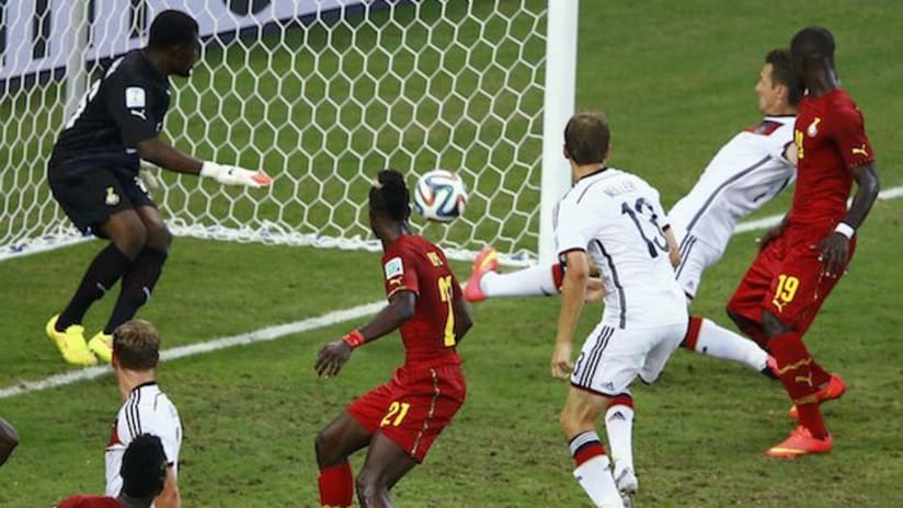 Miroslav Klose scores his record-tying goal for Germany vs. Ghana