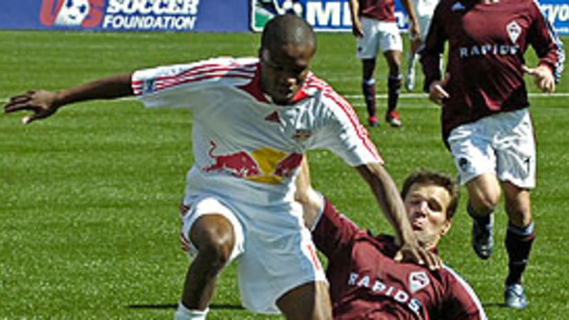 Dane Richards (L) has used his speed to create offensive chances for the Red Bulls.
