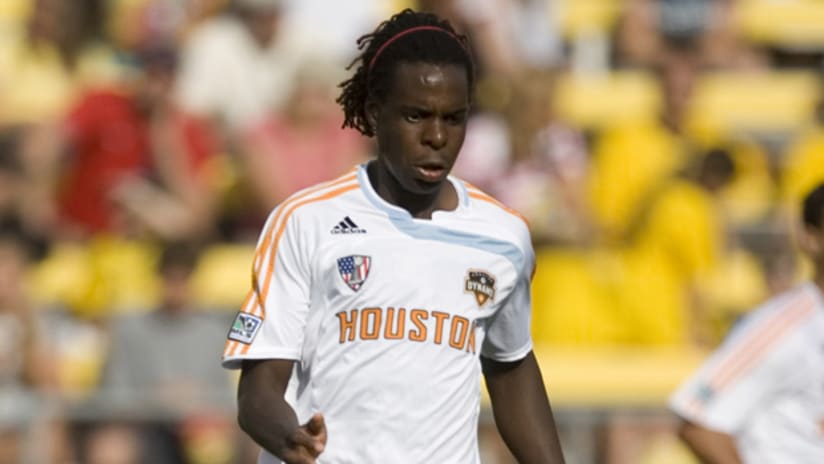 Ex-Dynamo forward Joseph Ngwenya will rejoin Houston on a one-week trial
