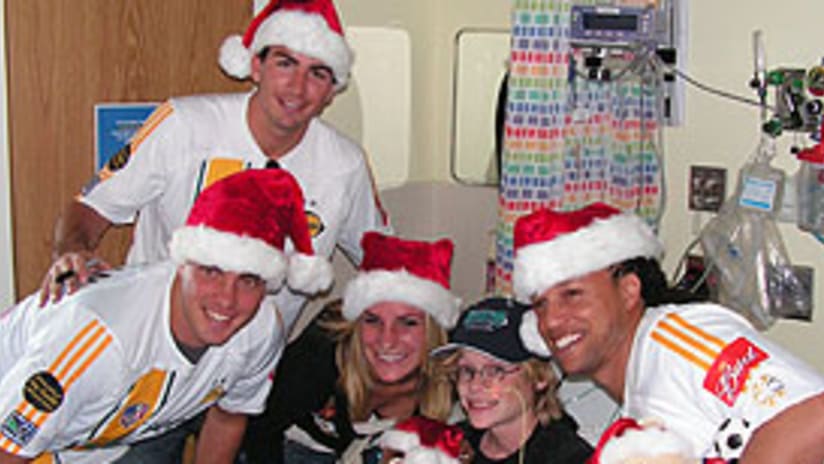 The Galaxy made a visit to Childrens Hospital Los Angeles on Thursday to deliver holiday cheer.