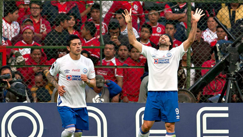 Cruz Azul celebrates their goal vs. Toluca in the CCL final