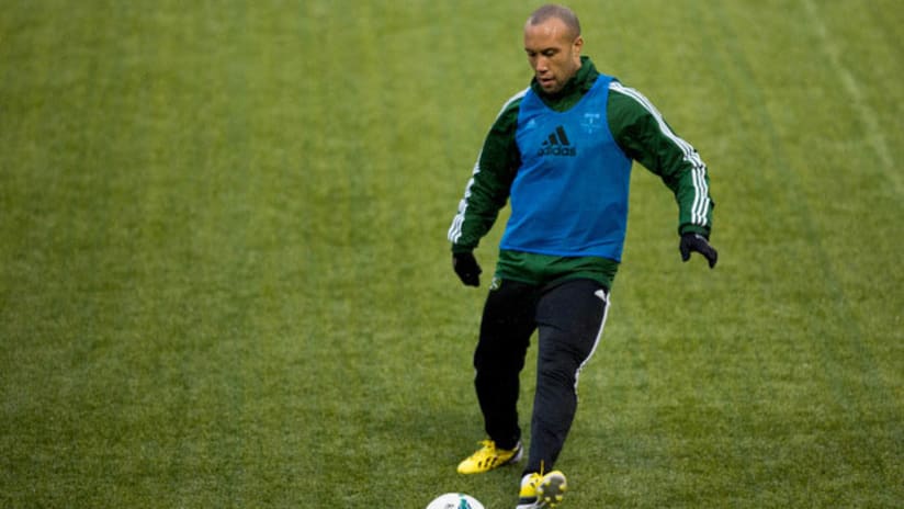 Mikael Silvestre at Timbers training