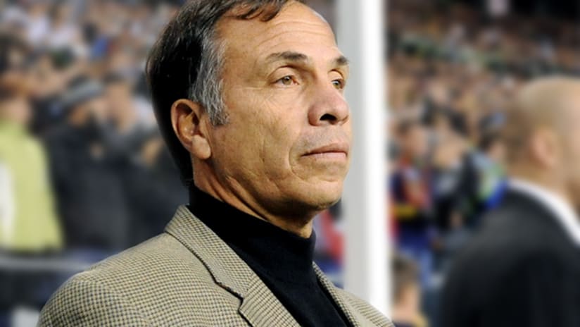 Galaxy and former USMNT manager coach Bruce Arena says the US must win early.