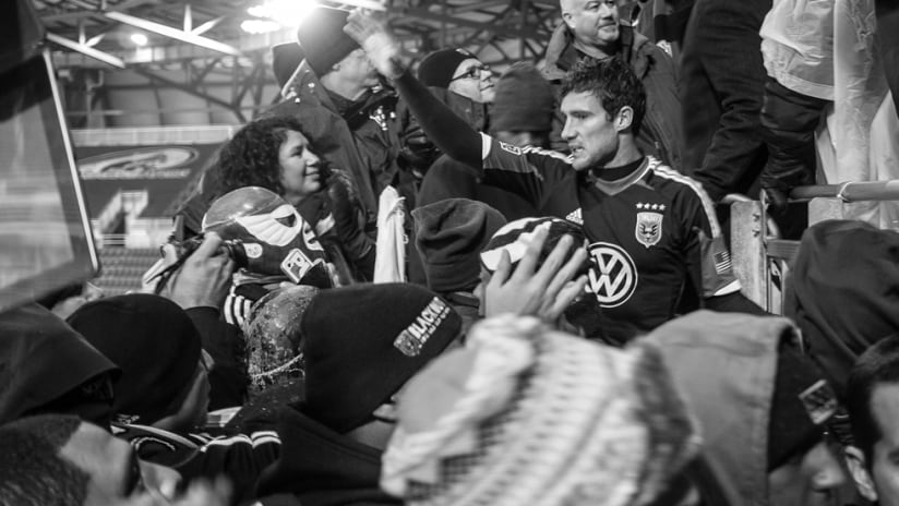 Chris Pontius - DC United - With fans at RBA 2012 B+W