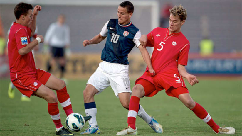 BEN FISK, LUIS GIL, DANIEL STANESE during the US-Canada game at the CONCACAF U-20 Championship