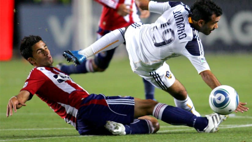 This Sunday's SuperClásico between Chivas USA and Los Angeles promises to be as intense as any.