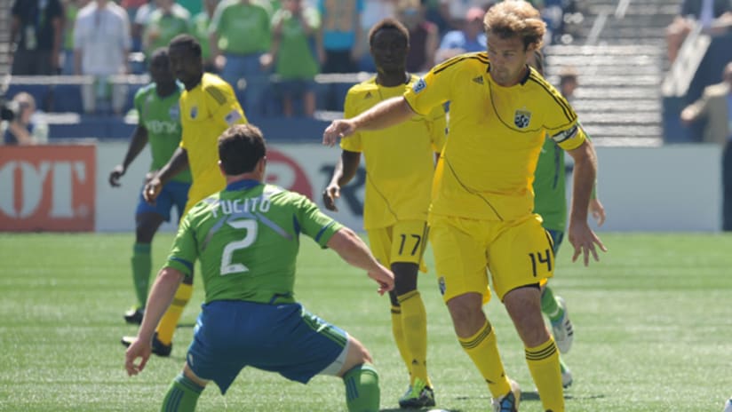 Chad Marshall in action against Mike Fucito and the Sounders