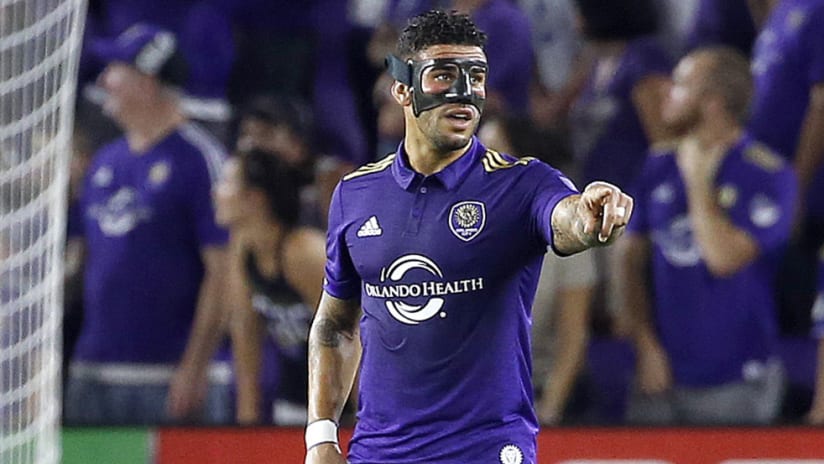 Dom Dwyer -- points -- In a Mask