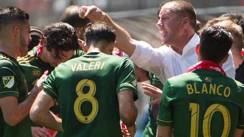 Giovanni Savarese - giving instructions on the sideline - Portland Timbers