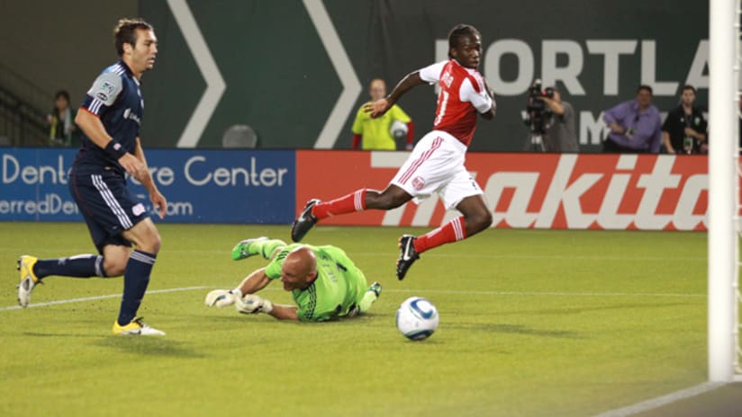 Diego Chara scores against the New England Revolution
