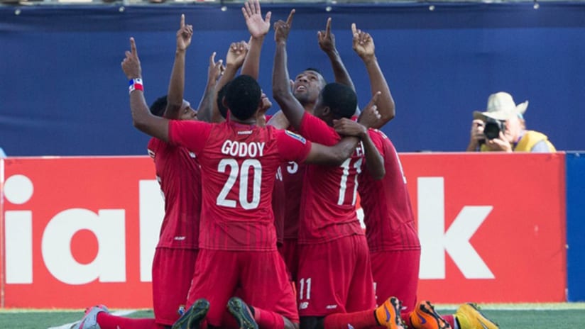 Panama celebrate third place in the 2015 CONCACAF Gold Cup