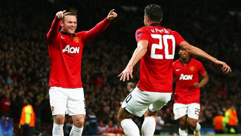 Wayne Rooney and Robin Van Persie celebrate