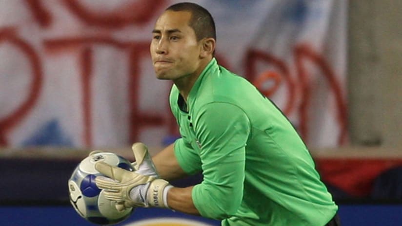 Luis Robles spent the past three years with second-tier German side Kaiserslautern.