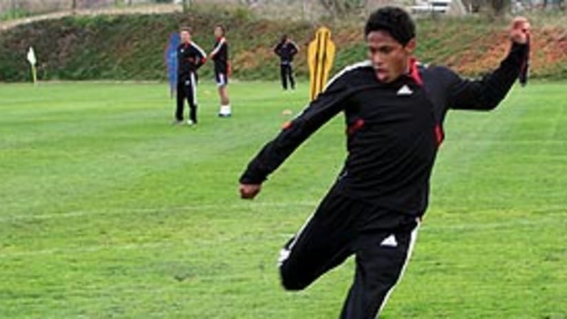 Ramon Nunez helped the Honduras U-20s qualify for the 2005 FIFA World Youth Championship.