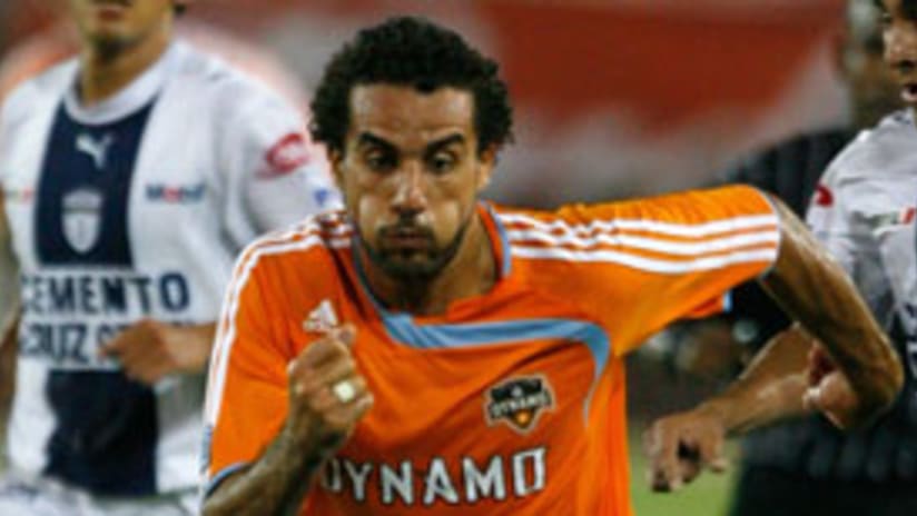 Dwayne DeRosario was named to the MLS Best XI for 2007.