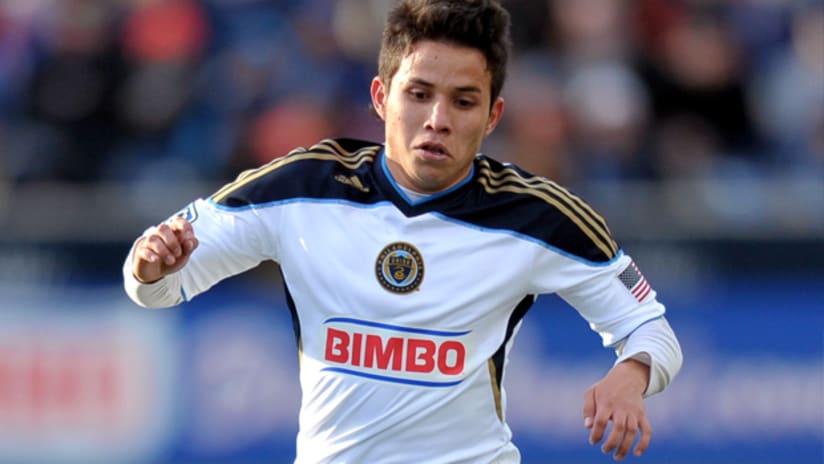 Along with fellow Colombian players, Roger Torres is settling in at Philadelphia.