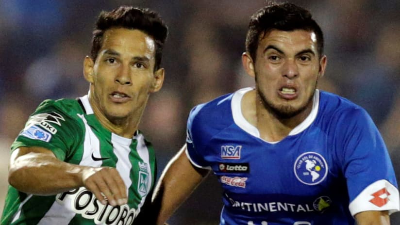Cristhian Paredes (right) in action for Sol de America - close-up