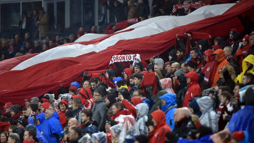 Toronto FC fans unfurl a Canada flag, Mar. 31, 2017