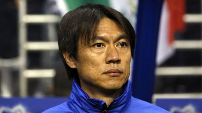 Korea coach Hong myung-bo