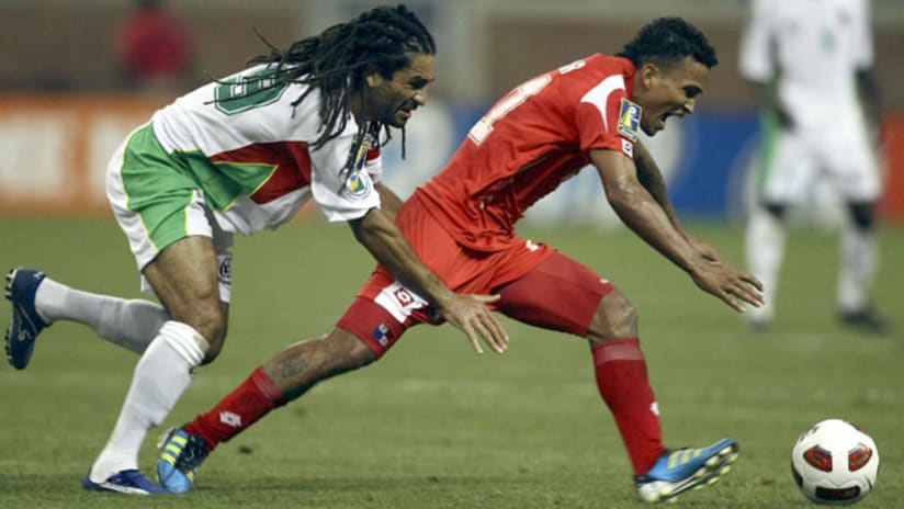 Guadeloupe's Stephane Auvray and Amilcar Henriquez of Panama.