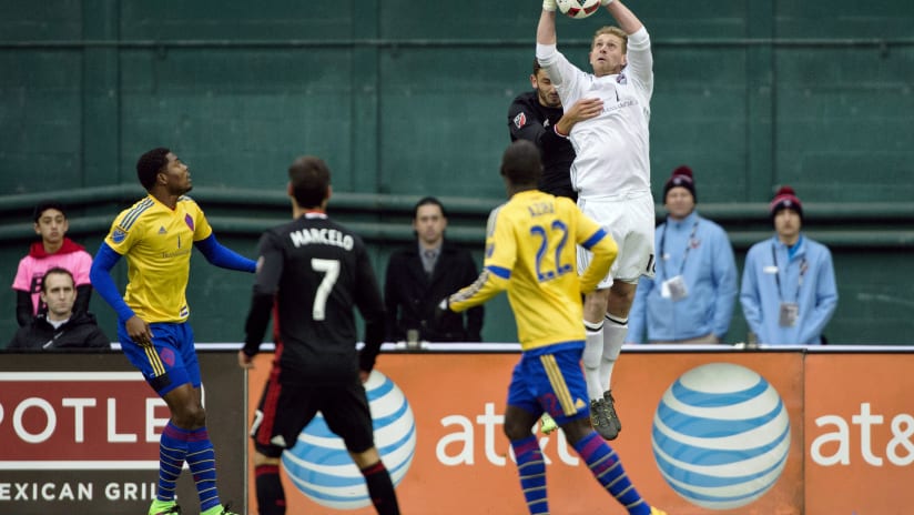 Zac MacMath - Colorado Rapids - claiming a cross at DC United