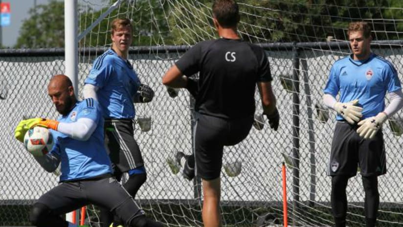 Tim Howard makes a save at first Rapids practice - 6-27-16