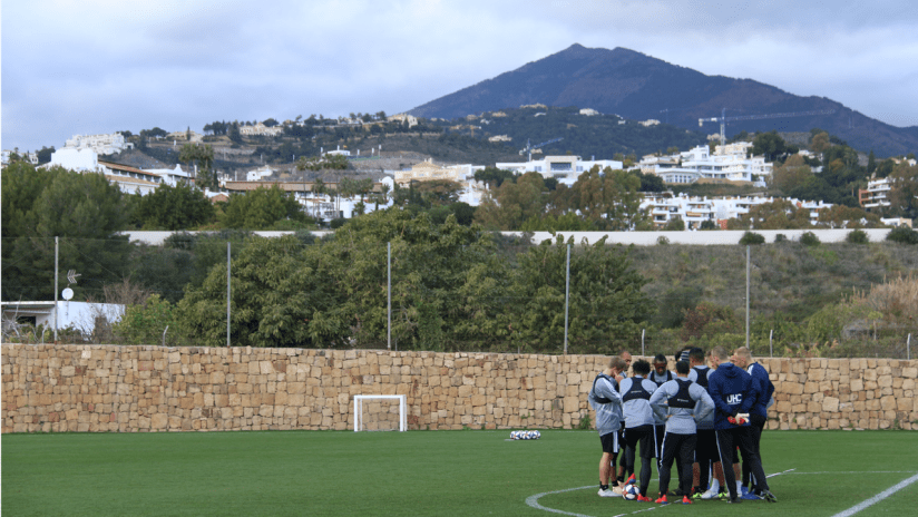Team huddle in Marbella (preseason)