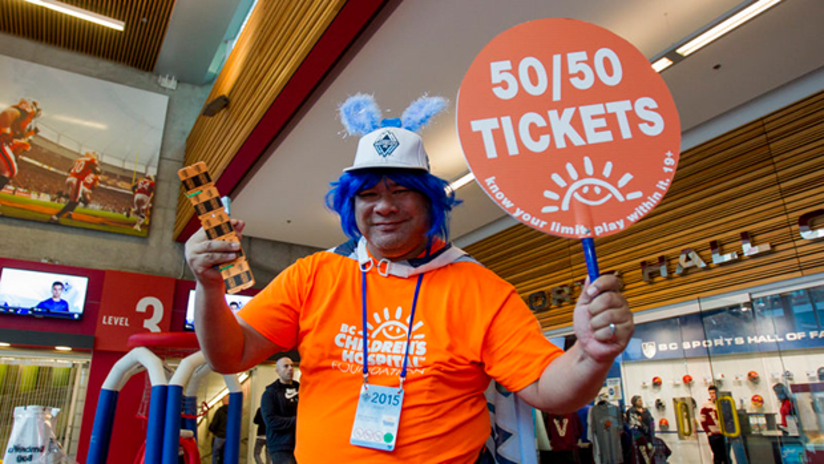 Volunteer Spotlight: 50/50 Ticket Seller Jose Sotelo
