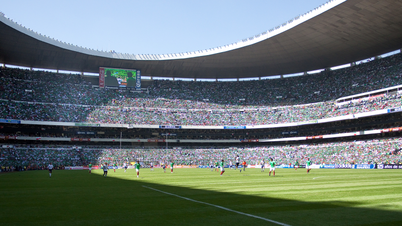 Estadio-Azteca_August-2009