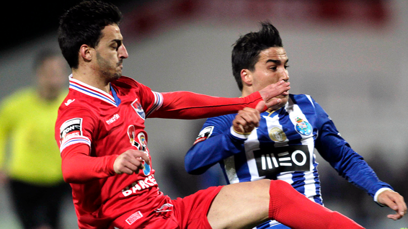 Luis Martins - with Gil Vicente - in red at left