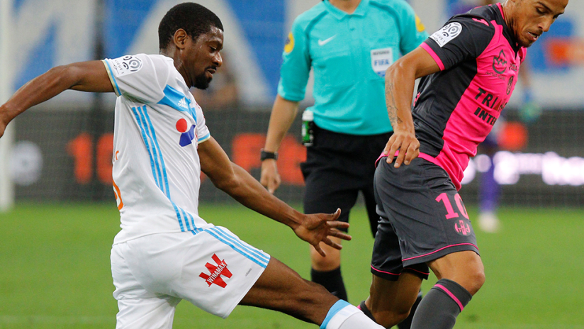 Abou Diaby - Olympique Marseille - Making a tackle