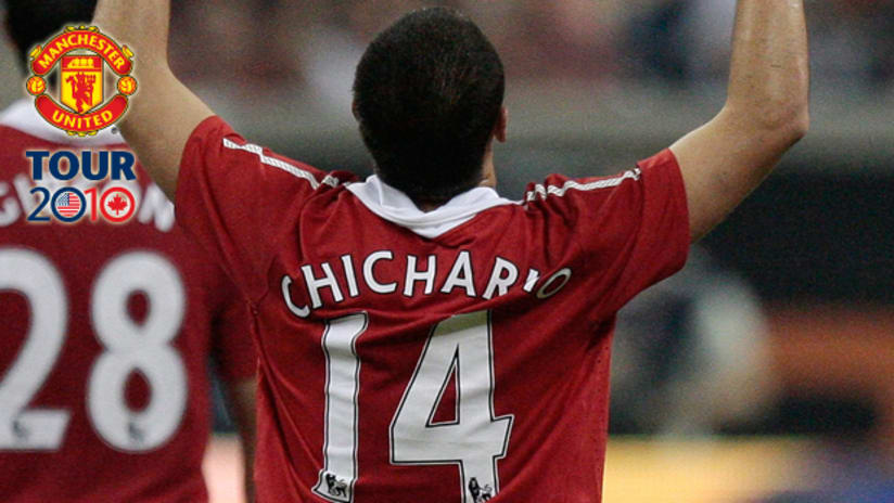 Chicharito impresses in Man Utd debut