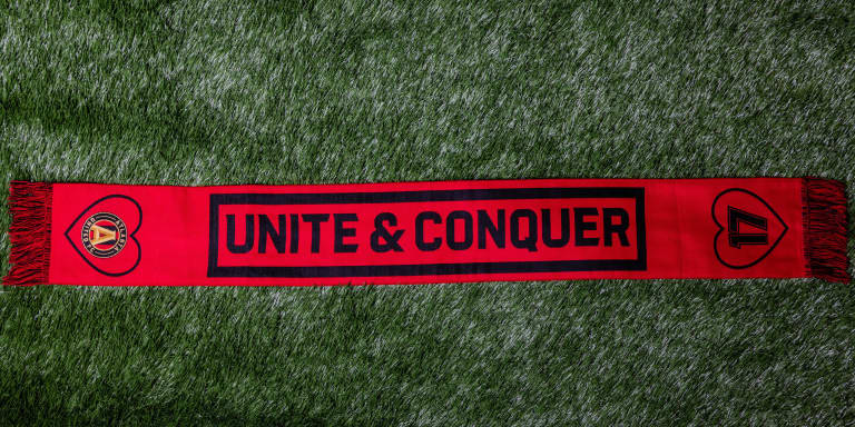 Atlanta United Sydney17 Supporters Group Split Scarf ATL UTD Falcons Rise Up 