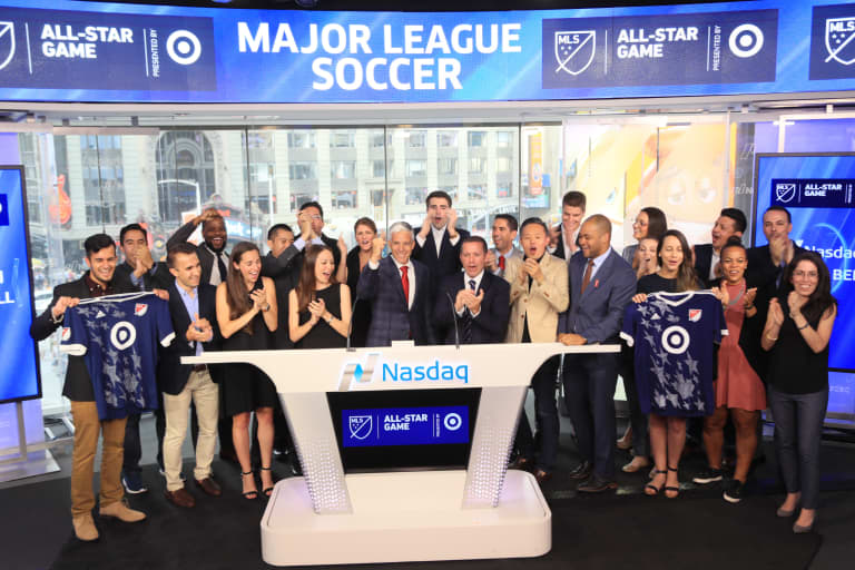 GM Nelson Rodríguez rings Nasdaq Closing Bell to help celebrate MLS All-Star 2017 -