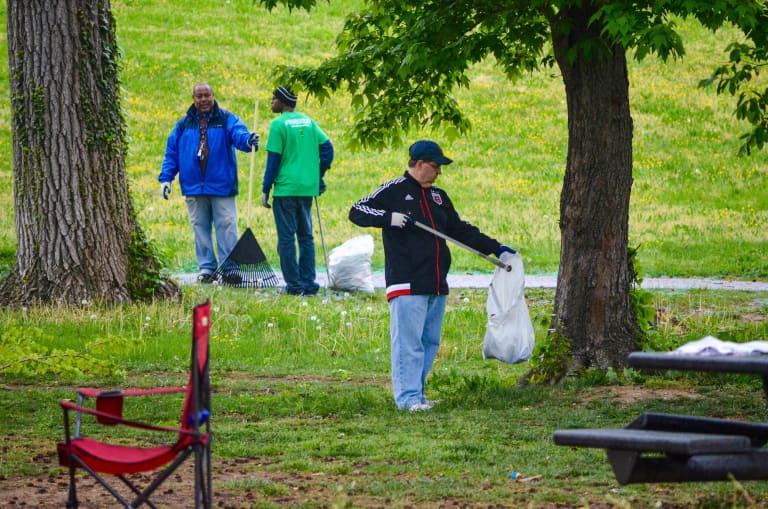 United partner with Washington Parks & People to celebrate Earth Day -