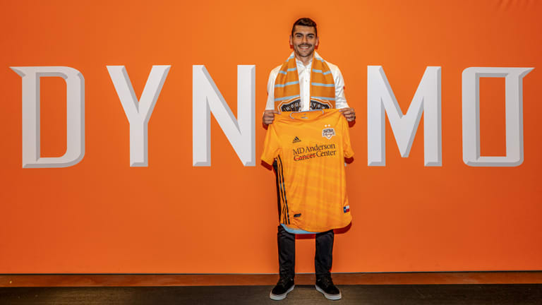 Houston Dynamo sign defender José Bizama from Chilean club Huachipato FC -